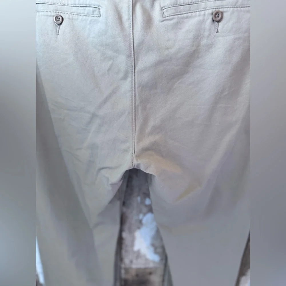 Levi’s Slacks Tan Size 38x32 Flat Front